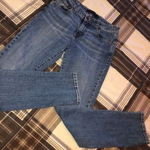 Women's Levi's Jeans